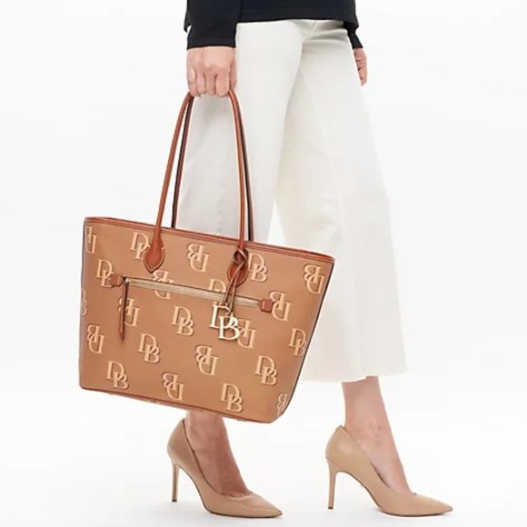 NWT Dooney & Bourke Pebbled Leather Monogram Large Saddle Tote Bag - Picture 2 of 9